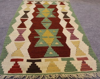 Turkish kilim, Handmade kilim rug, handwoven kilim,  Small kilim rug, Oriental Kilim, Green kilim, home decor kilim rug, 108x70cm, 3.5x2.2ft