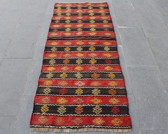 Turkish kilim rug, Vintage kilim rug,  Kilim runner, Rug runner, Hallway kilim runner, Area kilim rug, Bohemian kilim, 177x75 cm 5.8x2.5 ft.