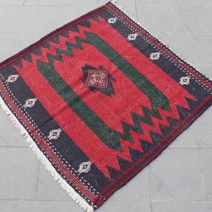 Kilim Rug, Square kilim Rug, Vintage Sofra Kilim, Oriental handmade decorative kilim rug, Tribal rug,  Hand Woven Kilim, 116x116cm 3.8x3.8ft