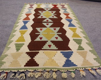 Turkish kilim, Vintage kilim, Small kilim rug, Oriental kilim rug, Home decor kilim,  Decorative kilim, Handmade kilim, 115x65 cm 3.7x2.ft
