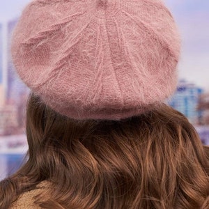 Béret classique blanc moelleux pour femmes Chapeau chaud en laine angora Tricoté Noir Rose Rouge Chapeau dhiver Cadeau pour elle image 3