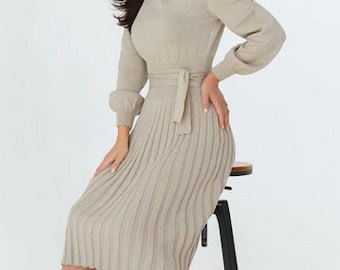 Knitted Pleated Midi Dress with Belt and Long Sleeves