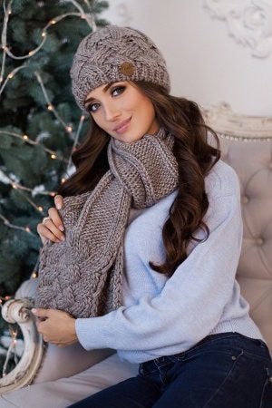 Alpaca Wool Hat and Scarf and Gloves - Winter Set for Women  display picture 1