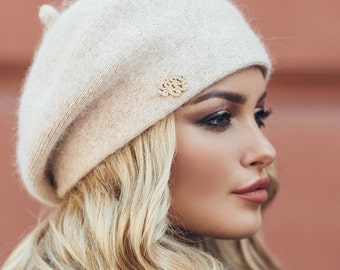 Béret classique beige pour femme Bonnet chaud en laine angora tricoté Bonnet rose d'hiver noir Cadeau pour elle