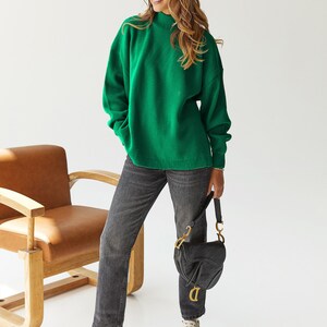 COZY GREEN OVERSIZED SWEATER