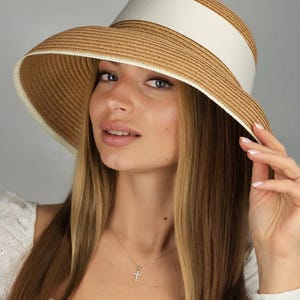 Chic Straw Summer Hat for Women - Beach Accessories - Gift for daughter