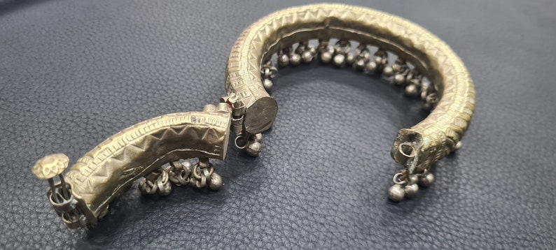 Hinged Anklet Big Gypsy Bellydance Jewelry Kochi Jewellery Vintage Kuchi Anklet with Bells Tribal Nomad Jewelry Bedouin Anklet