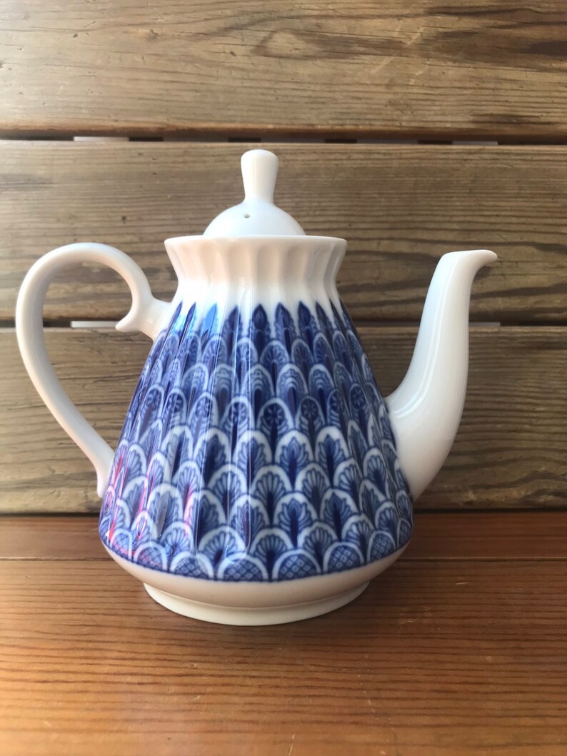 Blue Imperial porcelain teapot Russian porcelain Hand-painted Soviet porcelain Vintage porcelain cobalt ornament teapot Lomonosov