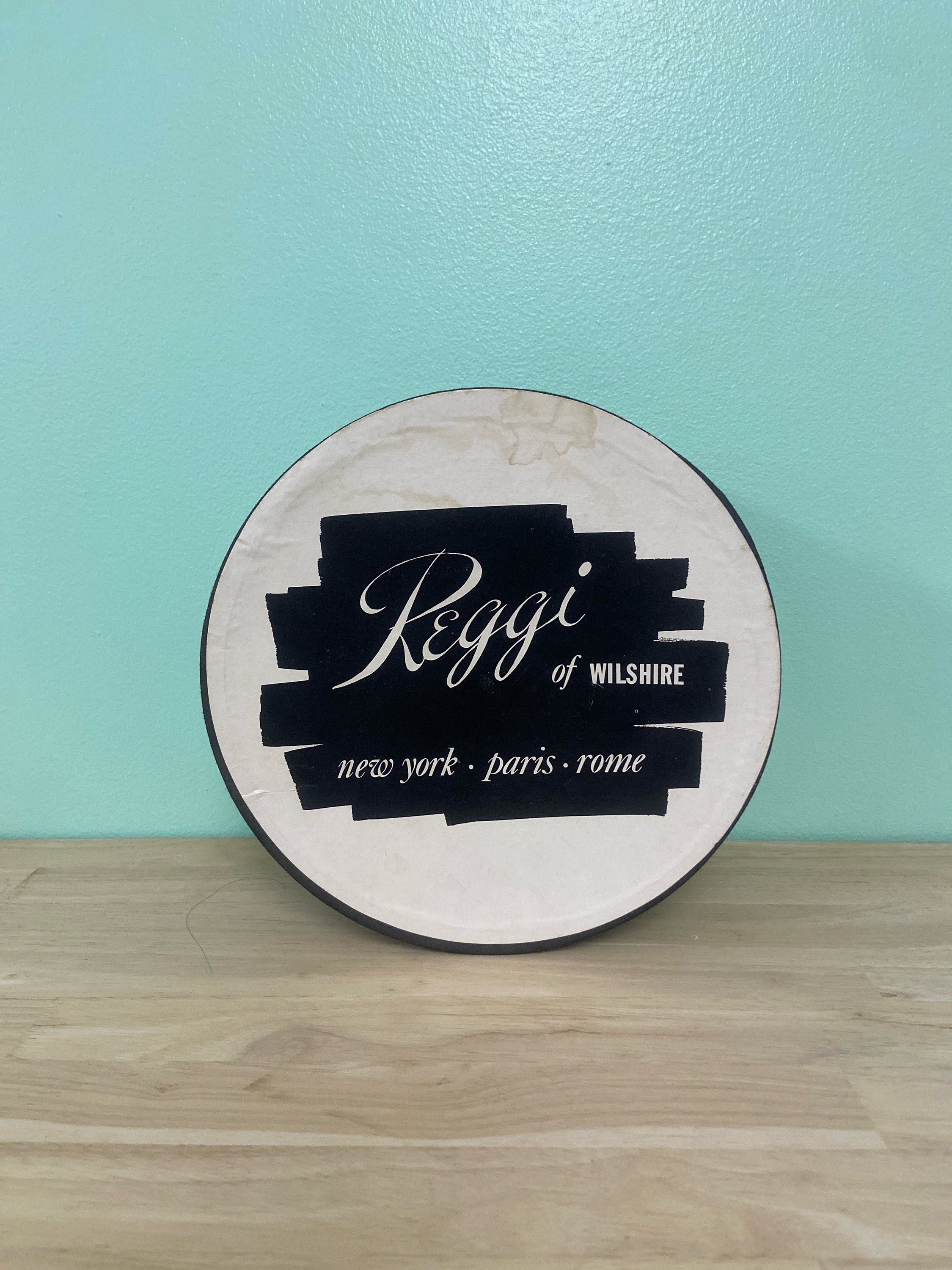 Vintage Hat Box, Reggi of Whilshire, New York, Paris, Rome 