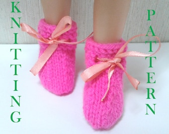 Knitting pattern for 13 inch dolls. Knitted boots. Knitting for beginners. Shoes with their own hands Master Class