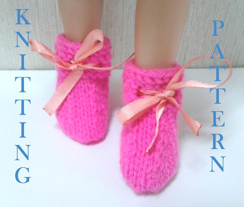 Knitting pattern for 13 inch dolls. Knitted boots. Knitting for beginners. Shoes with their own hands Master Class image 4