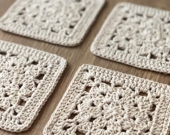 4 pcs Sous-verres carrés grand-mère crochetés à la main, sous-verres en coton, sous-verres carrés grand-mère, carrés grand-mère débloqués