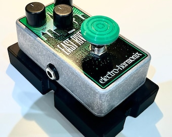 LAUNCHPADS effect pedal risers for your pedalboard