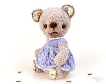 Amigurumi Teddy Bear Leona – Jointed Crochet Bear in Knitted Dress