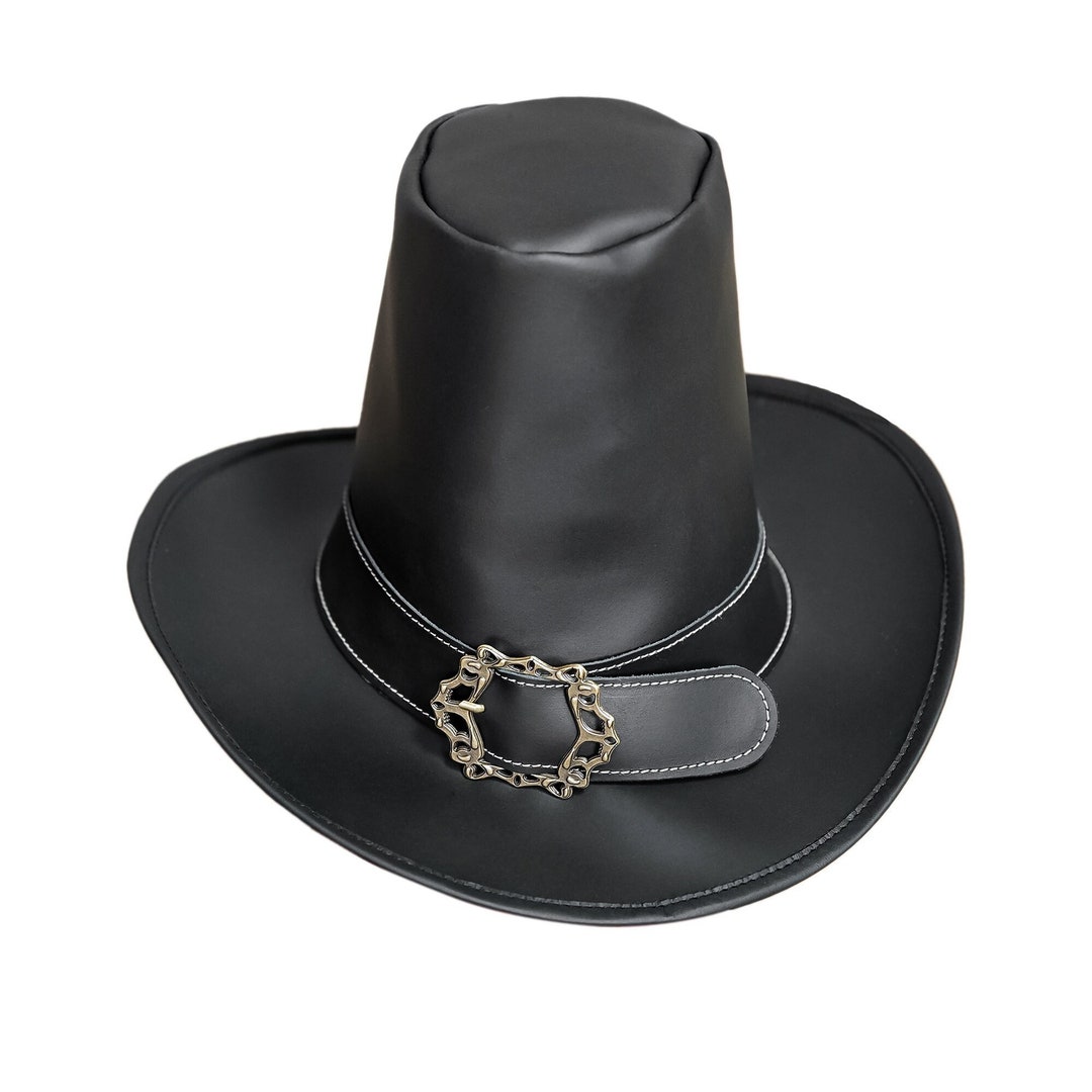 Pilgrim, Witch Hunter Leather Hat 1718th Century With Decorated Buckle