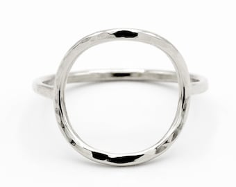 Hammered Sterling Silver Open Circle Ring – Minimalist Karma Ring