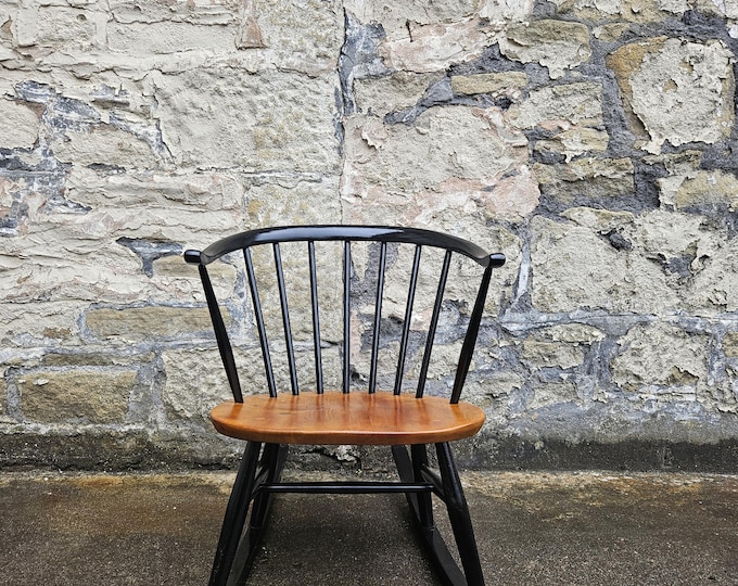 Ercol Cow Horn Bow Top Rocking Chair By Lucian Ercolani Model Number 452 In Black And Elm Mid Century Furniture