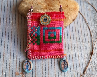 Small pink ethnic medicine bag, case for therapeutic stones, shamanic healing accessory