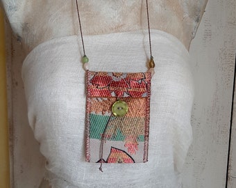 Medicine bag, jacquard amulet and crystal holder, necklace pouch, shamanic accessory