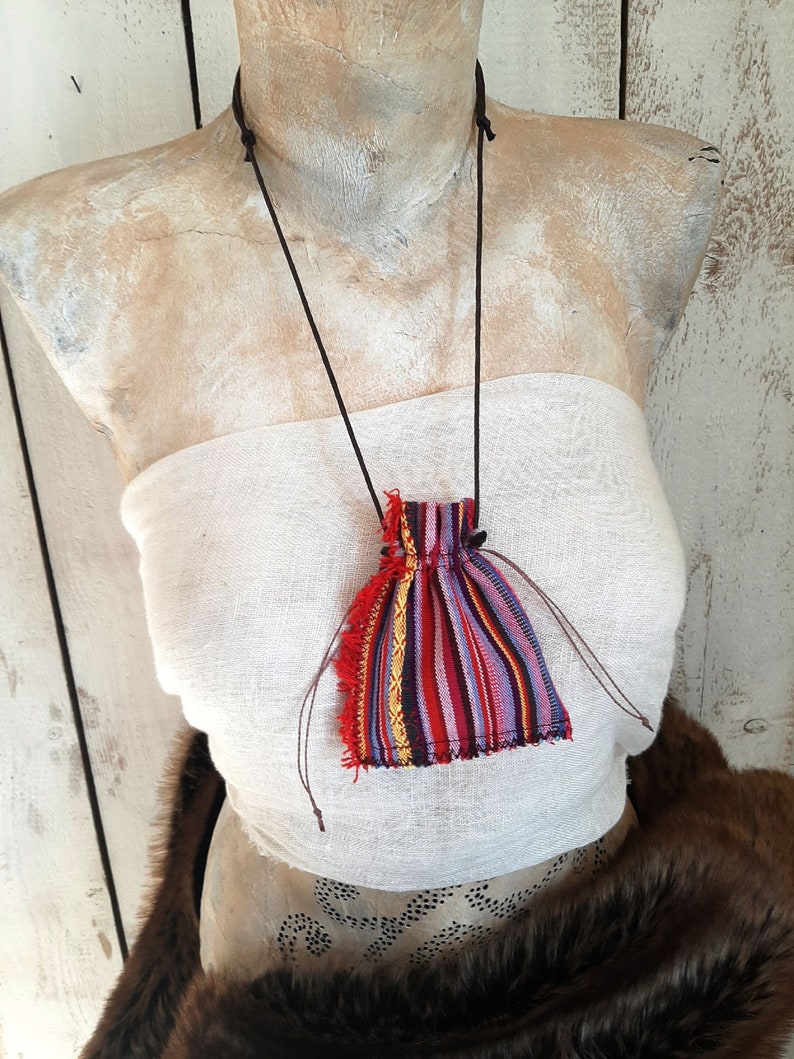Small medicine bag in red fabric with stripes closed with a slide, lithotherapy case, necklace pouch image 1