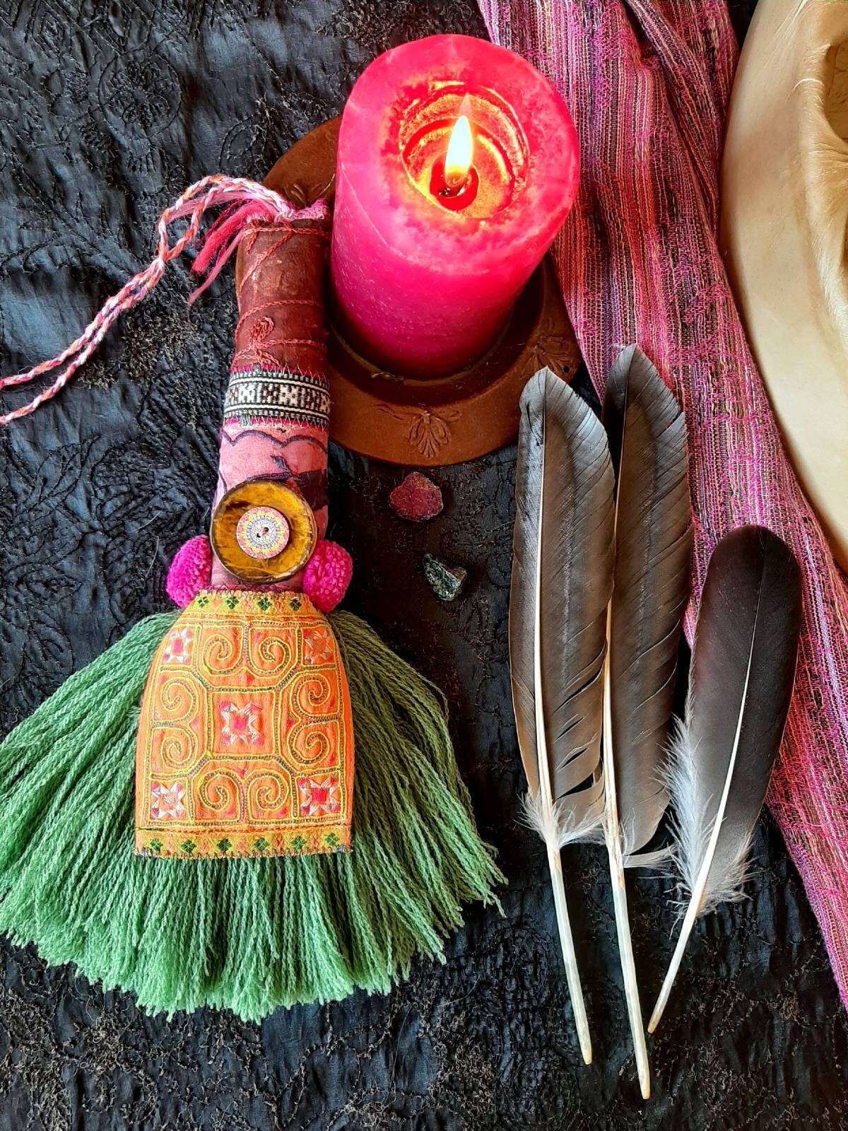 Totem à Accrocher, Accessoire Chamanique, Gardien, Tambour, Guérison, Sauge, Ethnique, Déco Hippie