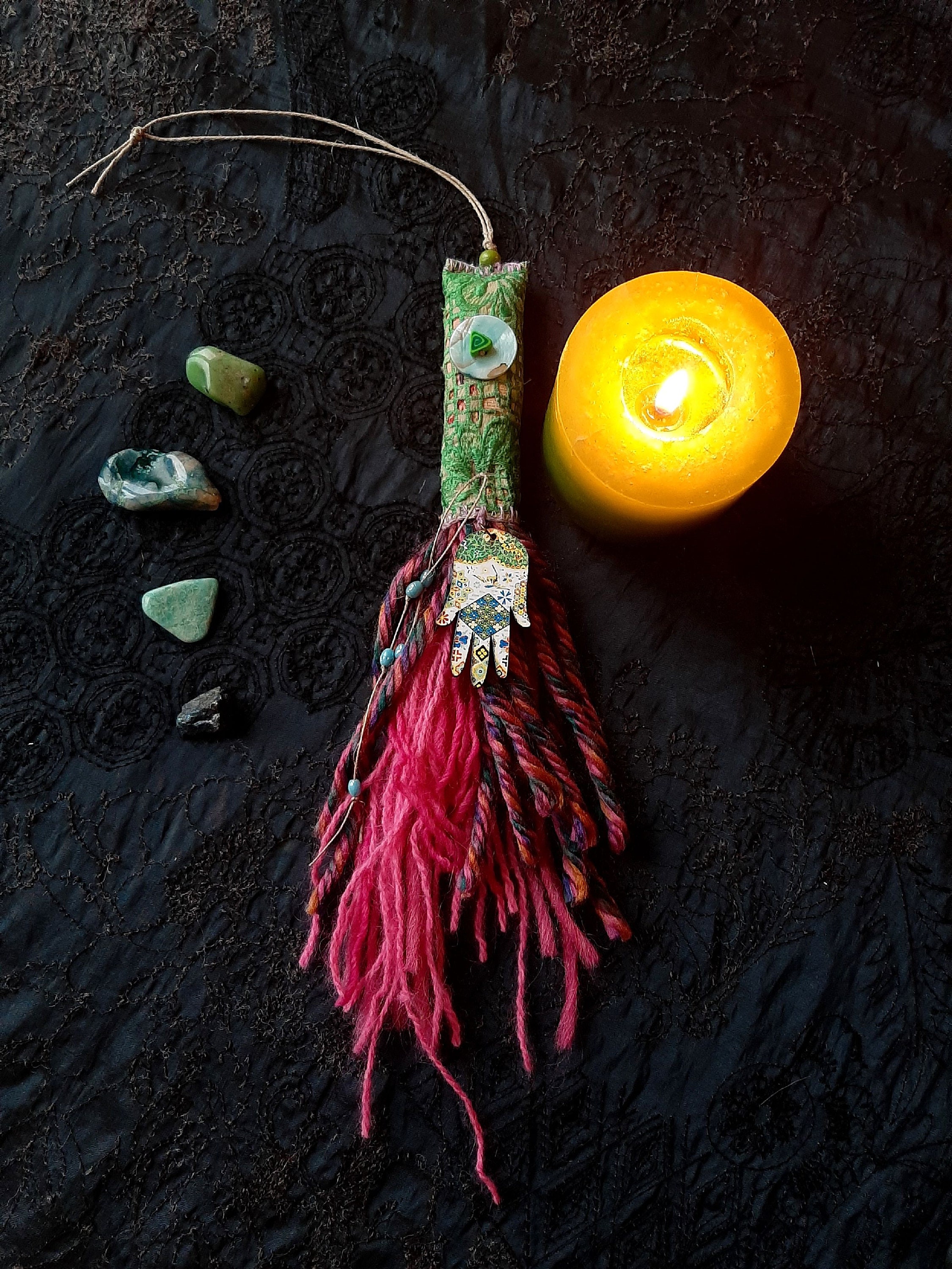 Grigri à Suspendre, Pendentif Ethnique Totem, Déco Yourte, Bohème, Talisman, Protection, Autel, Saug