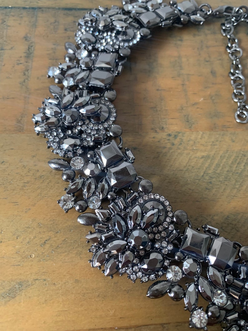 Mesmerising Gun Metal Elizabeth chokerstatement necklace wedding prom engagement