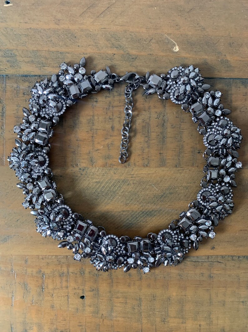 Mesmerising Gun Metal Elizabeth chokerstatement necklace wedding prom engagement