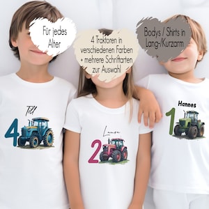 Könnte beinhalten: Drei weiße T-Shirts mit Traktor-Motiven und den Namen Till, Laura und Hannes. Die Shirts sind mit 4, 2 und 1 nummeriert. Der Text "Bodys / Shirts in Lang-/Kurzarm" ist in der oberen rechten Ecke sichtbar.