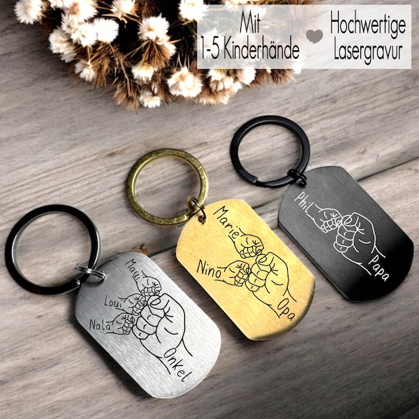 Engraved keychain, perfect gift idea for dad with name and design | Personalized pendant for him, child's hands, fist, check, father, child