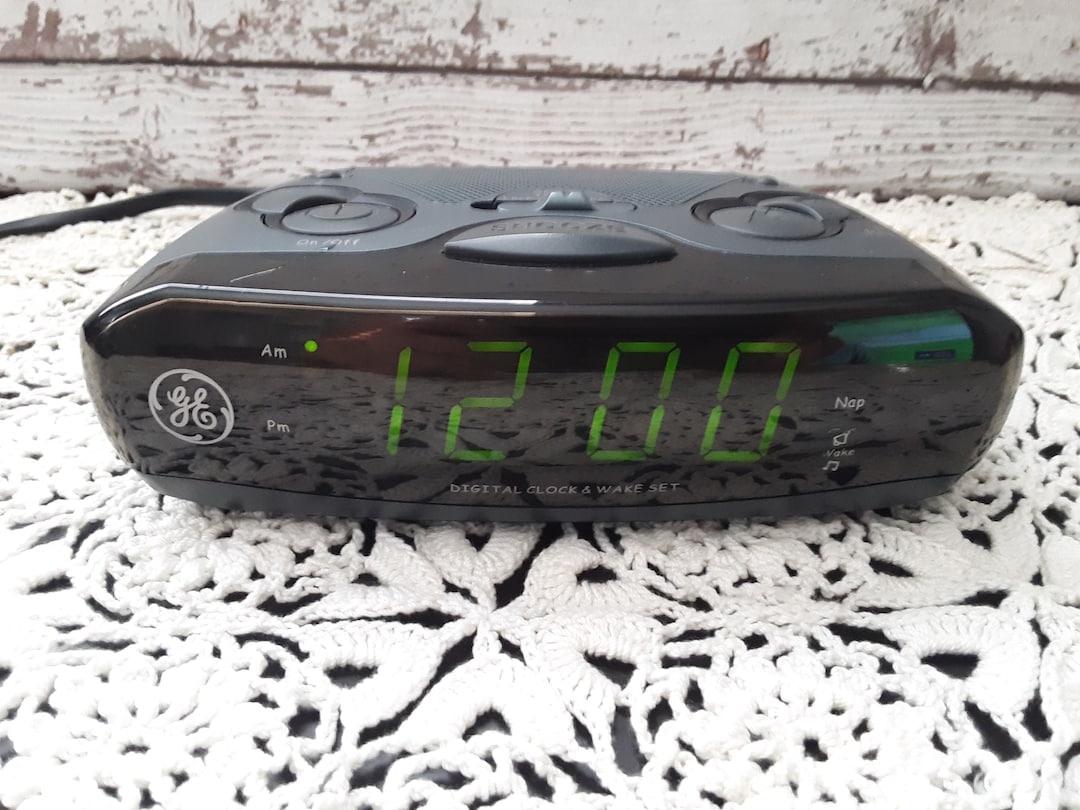 Vintage General Electric Alarm Clock Radio Model 74837B Etsy
