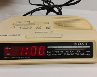 Vintage 1970's Sony AM-FM Alarm Clock Radio - Biege