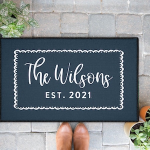 Wedding Gift for Couples Custom Welcome Door Mat with Family Name Housewarming Newlywed Gift Home Decor Personalized Doormat Gift