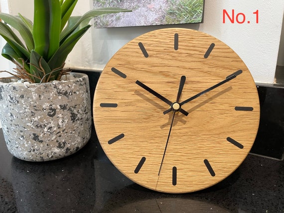 Orologio da scrivania in legno orologio in quercia inglese orologio da caminetto in quercia orologio da scrivania orologio da scrivania moderno orologio da caminetto orologio in legno uk. Etsy Italia