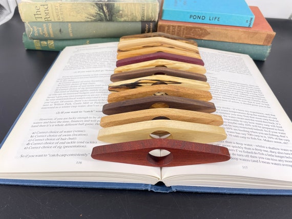 Page Holder, Thumb Book Page Holder, Wooden Page Holder, Bookmark Holder,  Page Marker, Thumb Book Holder, Gifts for Book Lovers. 