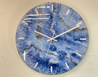 33cm Navy Blue Baby Blue and Black Abstract Modern Resin Wall Clock, Unusual Wall Clock, Modern Wall Clock, Abstract Resin Wall Clock