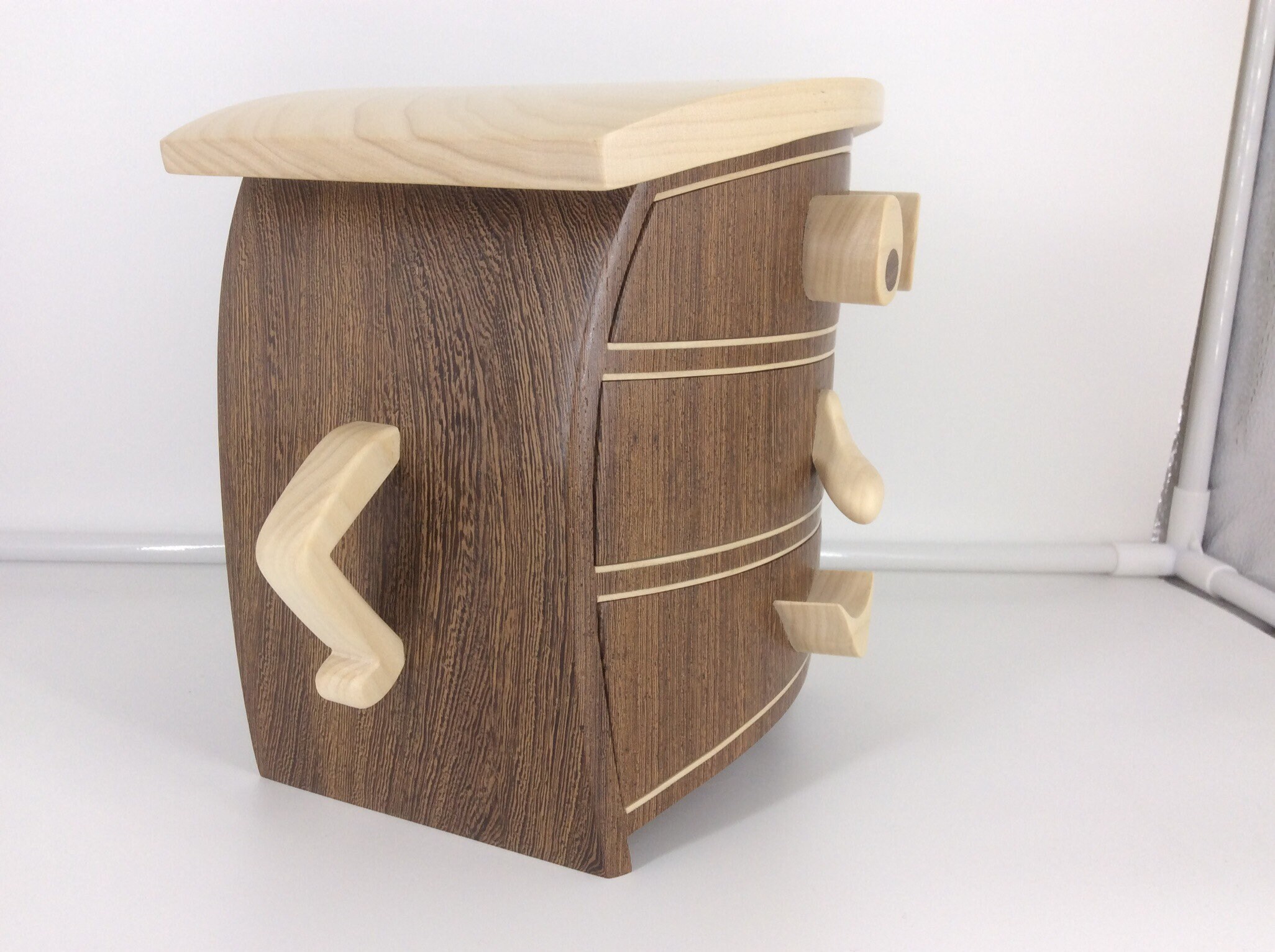 J unique wood ユニークボックス・ユニークラック・ボックス