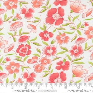 Linen Cupboard Daisy Apron Chantilly Strawberry Fig Tree and Co. by Joanna Figueroa for Moda Fabrics 20480 11 Sold in HALF YARD increments