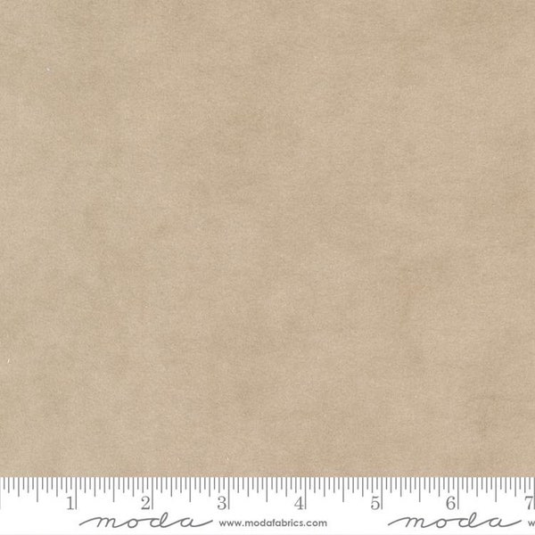 Primitive Muslin Primitive Gatherings Flannel Basics Sandy for Moda Fabrics F1040 77 This fabric is sold in HALF Yard increments