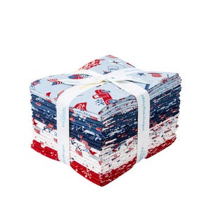 Stars and Stripes Forever Fat Quarter Bundle 21 Pieces by Lori Whitlock for Riley Blake fabrics FQ-15710-21
