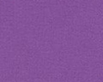 Crocus Kona Cotton Solid Robert Kaufman K001 142 Sold in HALF yard increments.