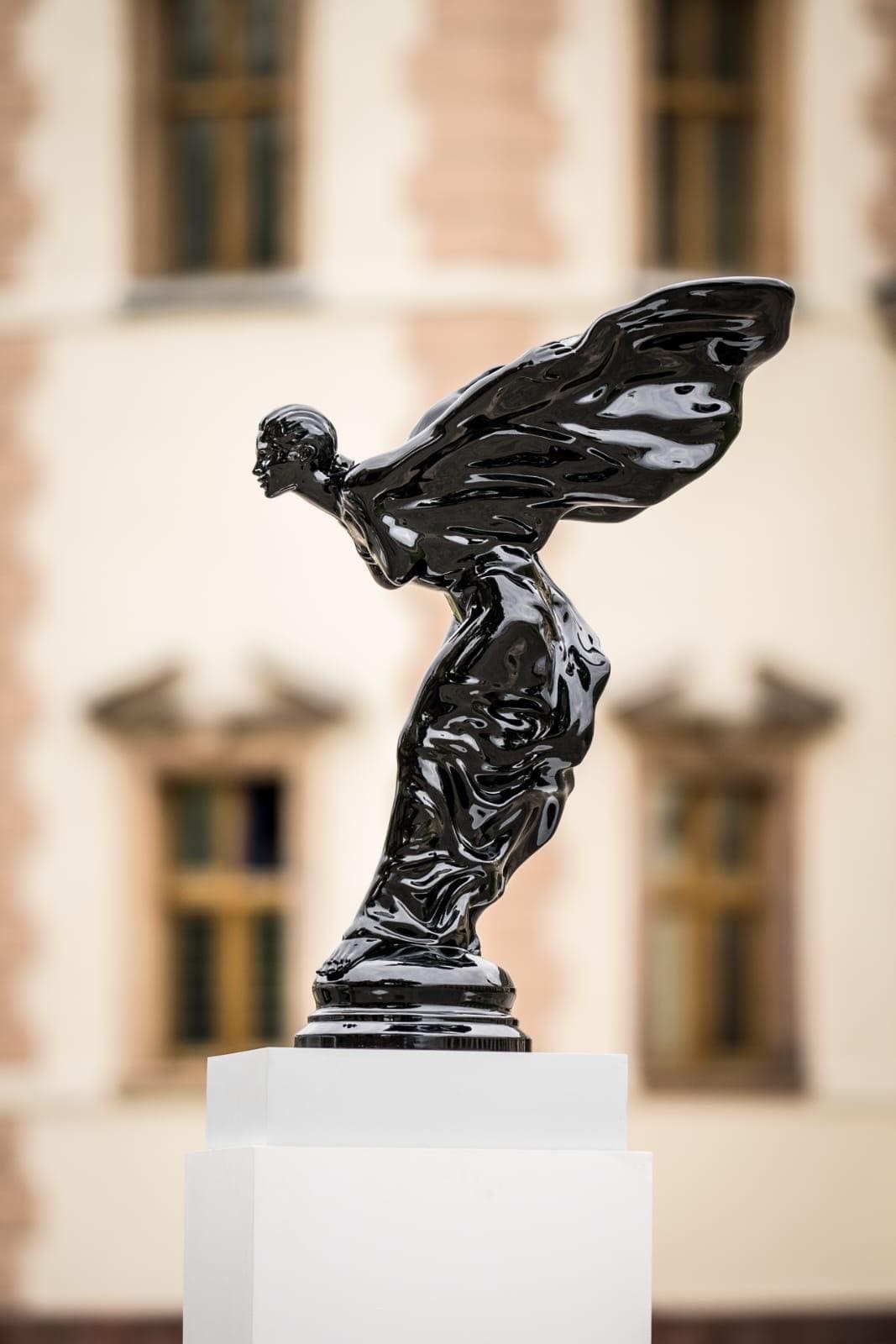 Rolls Royce Spirit of ecstasy sculpture 1m (39.3 inches ) tall