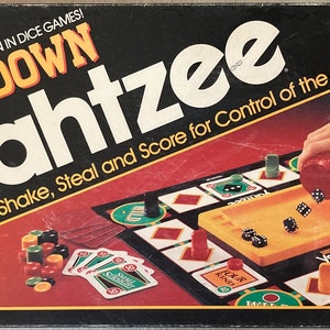 Showdown Yahtzee Game 1991 Milton Bradley COMPLETE 