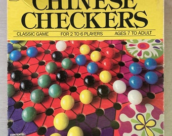 Vintage 1989 CHINESE CHECKERS GAME by Golden