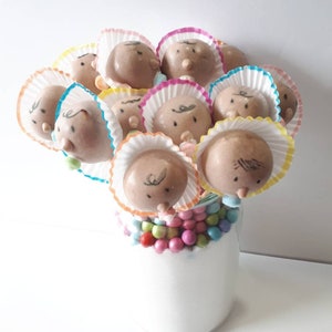 Baby Face Cake Pops: Homemade Party Favors