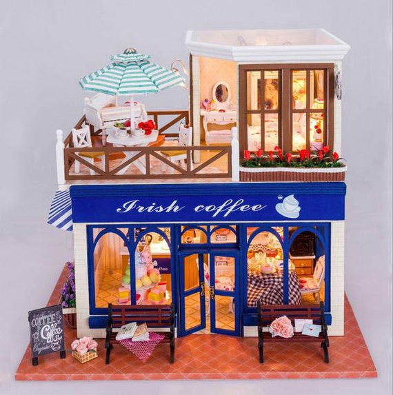 shop doll house