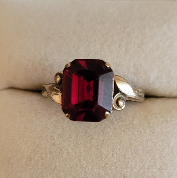 Antique GF Gold Filled Garnet Ring 5.5