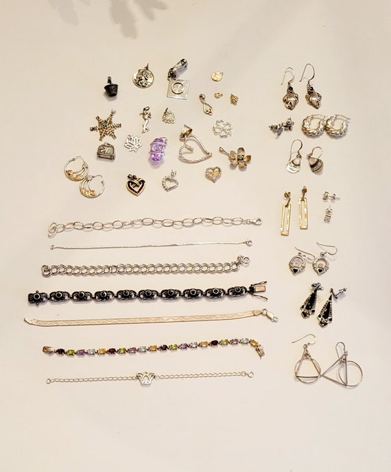 Large Lot of Marked Sterling or 925 Jewelry: Brac… - image 1