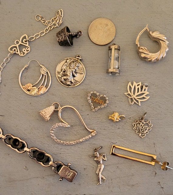 Large Lot of Marked Sterling or 925 Jewelry: Brac… - image 7