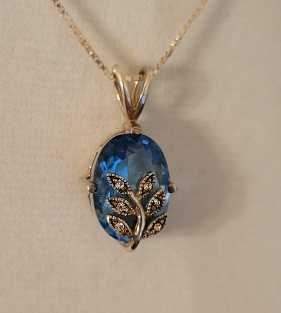 Vintage Avon Blue Oval Pendant, Necklace, Sterlin… - image 1